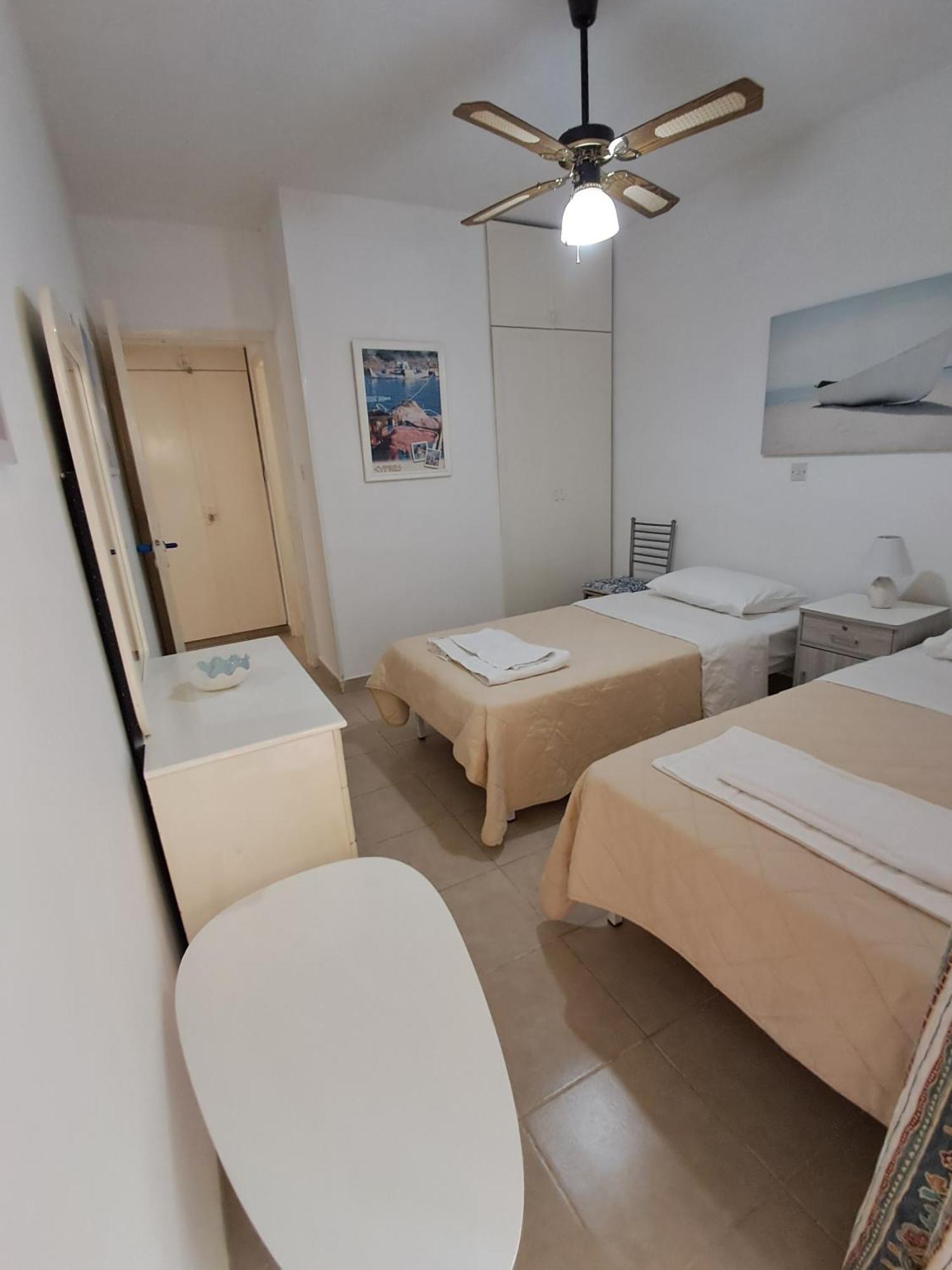 Lca2 Flat For You Apartment Larnaka Exterior foto